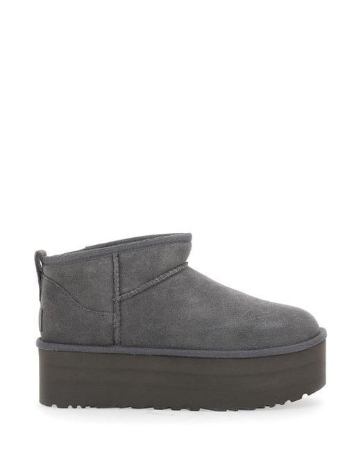 Stivali Pull On 'Ultra Mini Classic' di Ugg in Gray