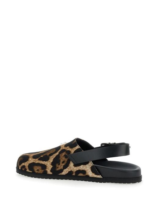 Mule Con Placca Logo Sul Fronte Motivo Animalier di Dolce & Gabbana in Black da Uomo