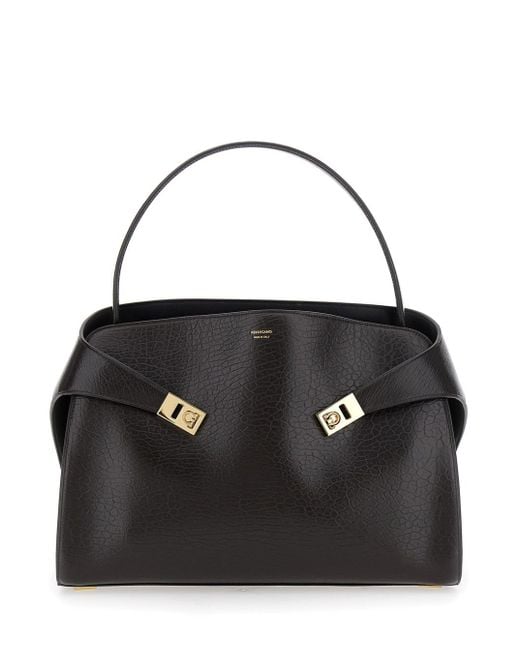Borsa A Spalla 'Hug' Con Logo Stampato Sul Fronte di Ferragamo in Black