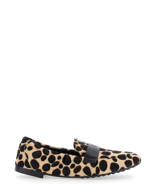 Mocassini Con Logo Sul Fronte E Motivo Animalier di Tory Burch in White