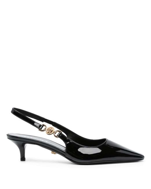 Pumps Medusa '95 con cinturino posteriore di Versace in Black