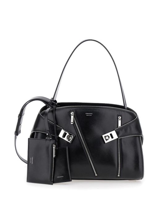 Borsa A Spalla 'Hug' Con Zip Multiple E Tracolla Regolabile di Ferragamo in Black