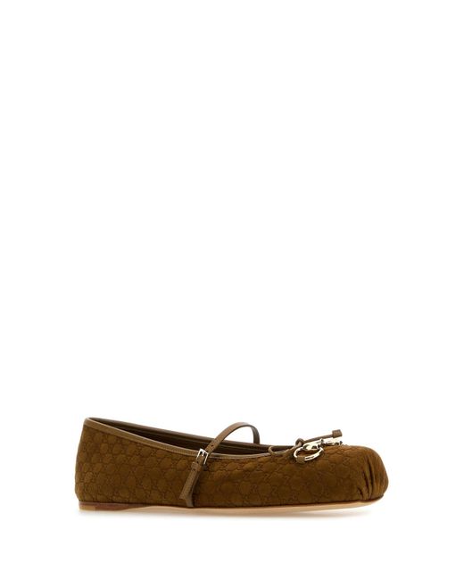 Ballerine in pelle scamosciata biscotto di Gucci in White