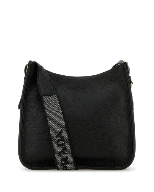 Borsa a spalla in pelle nera di Prada in Black