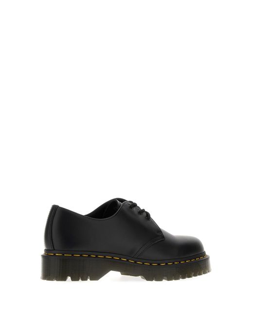 Scarpe stringate Oxford 1461 in pelle nera di Dr. Martens in Black