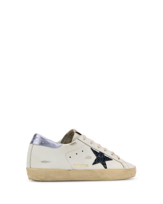 Sneakers Super Star Classic in pelle bianca di Golden Goose Deluxe Brand in White