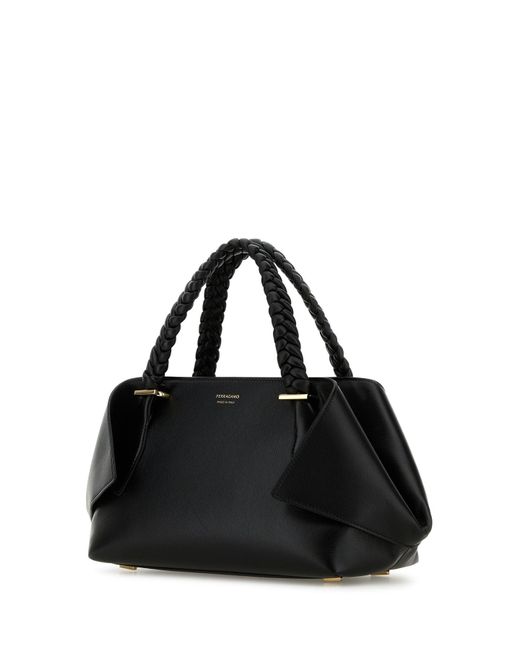 Borsa a mano media in pelle nera di Ferragamo in Black