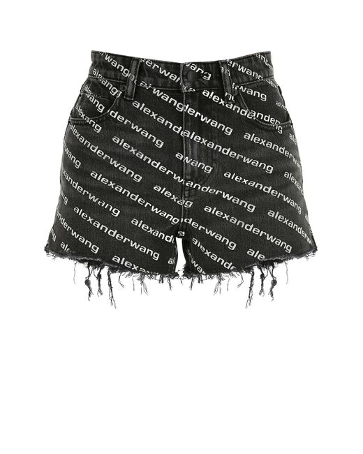 Shorts in denim stampato di Alexander Wang in Black