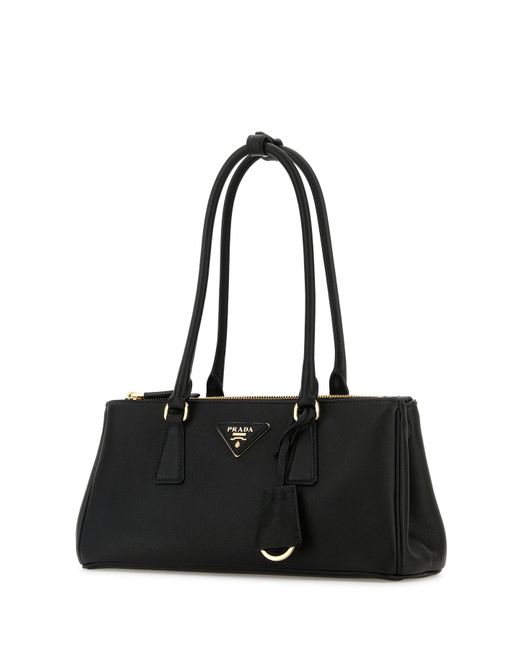 Borsa a spalla in pelle nera di Prada in Black