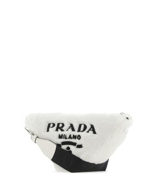 Borsa tracolla Triangle in montone bianco di Prada in White