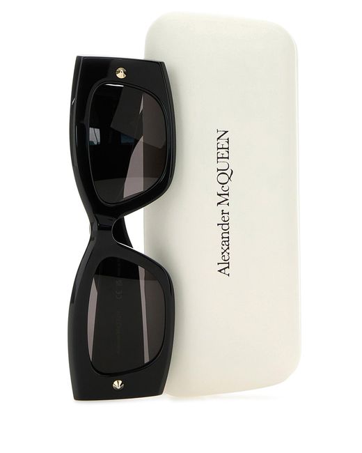 McQueen Black Sunglasses
