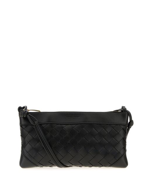 Borsa a tracolla in pelle nera di Bottega Veneta in Black