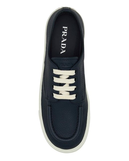 Sneakers in pelle blu navy di Prada in Blue da Uomo