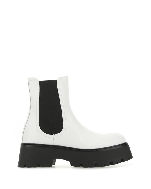 Alexander McQueen Leather Chelsea Rave Ankle Boots Alexa in White | Lyst