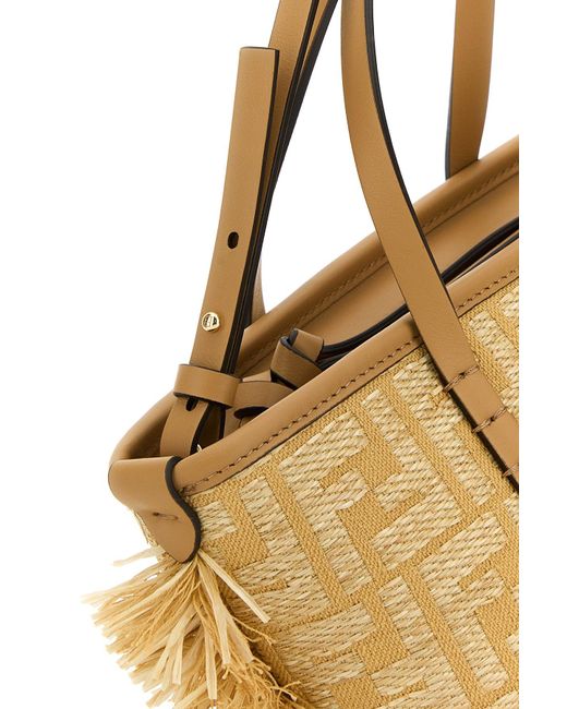 Borsa a mano Roll mini in rafia ricamata di Fendi in Metallic
