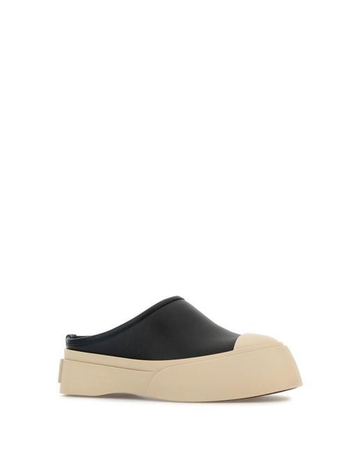 Slippers Pablo in pelle nera di Marni in Black