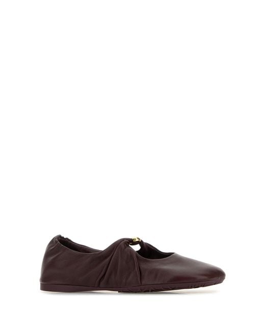 Ballerine Pebble in nappa bordeaux di Loewe in Brown