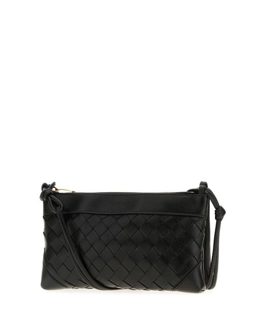 Borsa a tracolla in pelle nera di Bottega Veneta in Black
