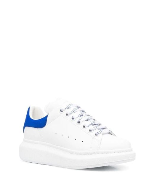 Sneakers oversize bianche con dettaglio a contrasto blu di Alexander McQueen  in Bianco | Lyst