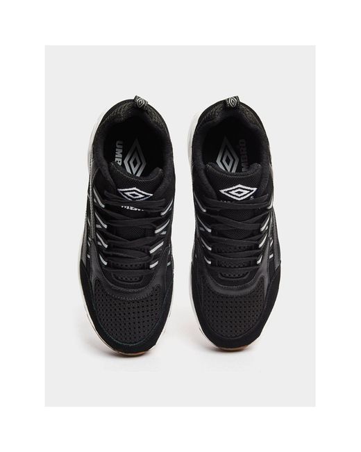 Umbro Black Neptune Low Top Leather Trainers for men