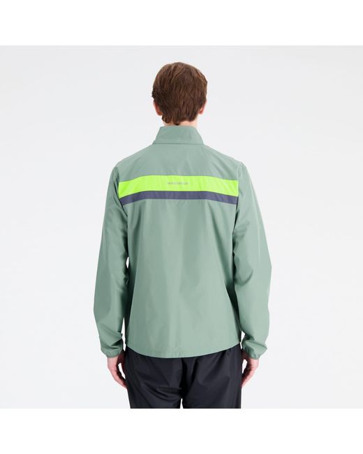 New Balance Accelerate Jacket In Green Polywoven for men