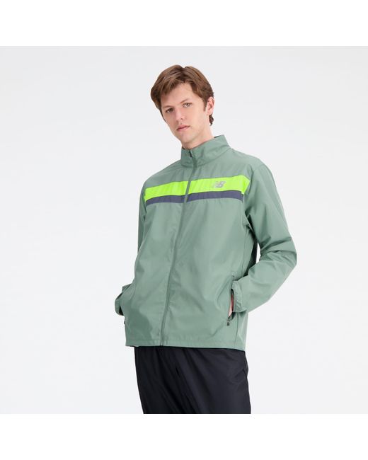 New Balance Accelerate Jacket In Green Polywoven for men