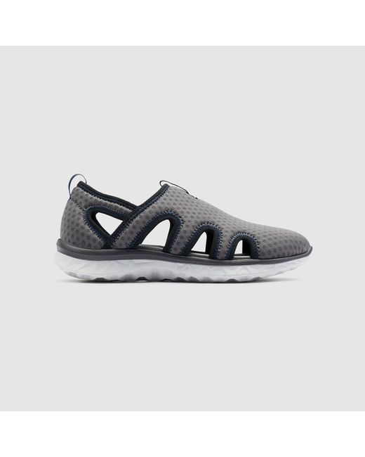 Co. Hex Mesh Vent Water Shoes in Black 
