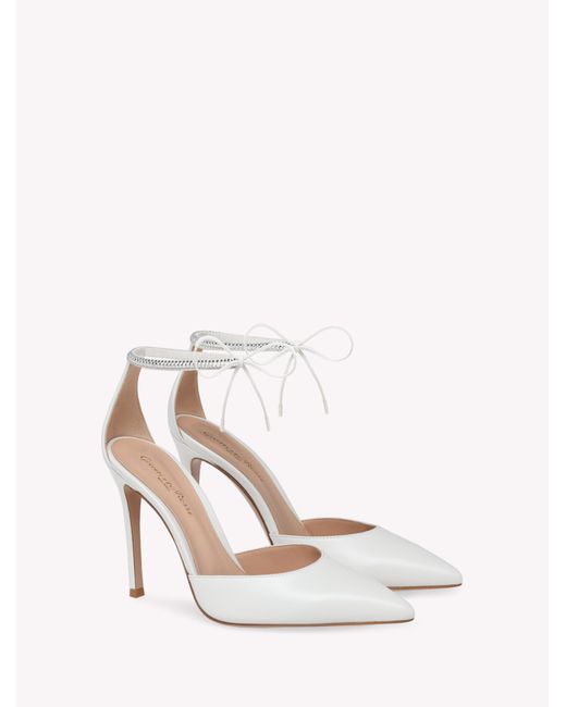 Gianvito Rossi Natural Montecarlo D'Orsay, Pumps