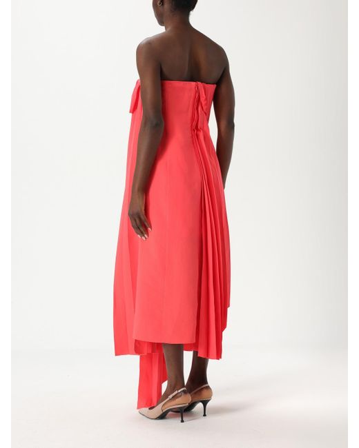 McQueen Red Elegant Dress With Flattering Silhouette