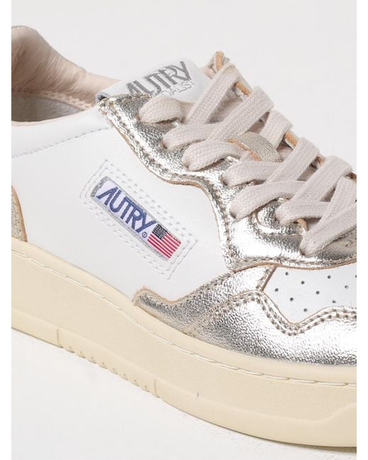 Autry Natural Medalist Leather Sneakers