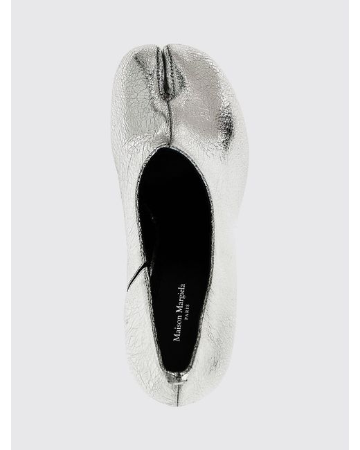 Maison Margiela White Tabi Crackled Laminated Leather Pumps