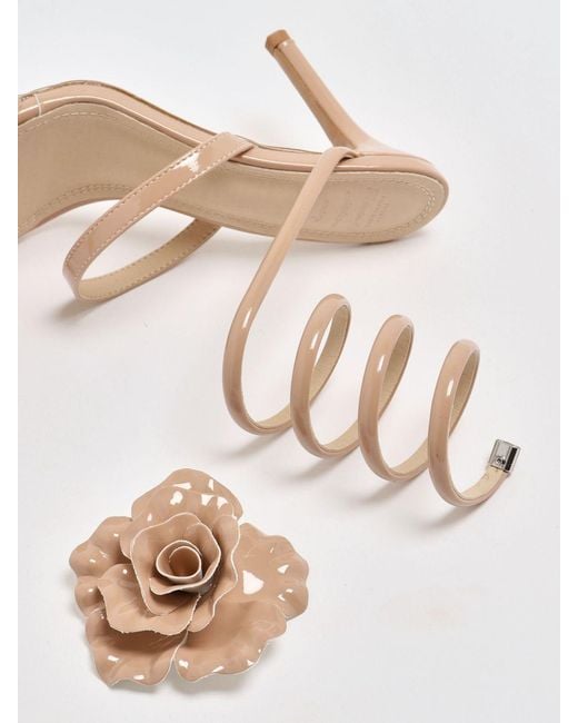 Twentyfourhaitch Pink Poniente Patent Leather Sandals With Applied Flower