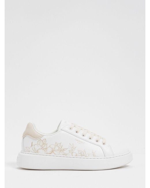 Twinset White Low Top Smooth Leather Sneakers With Floral Details And Lettering Logo