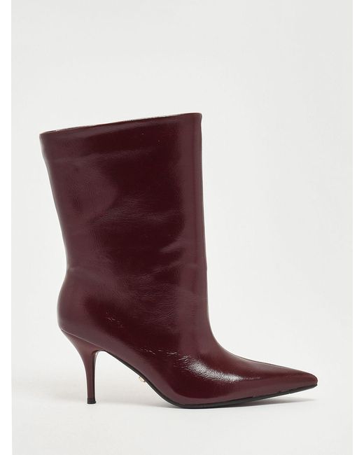 Twentyfourhaitch Red Flat Ankle Boot