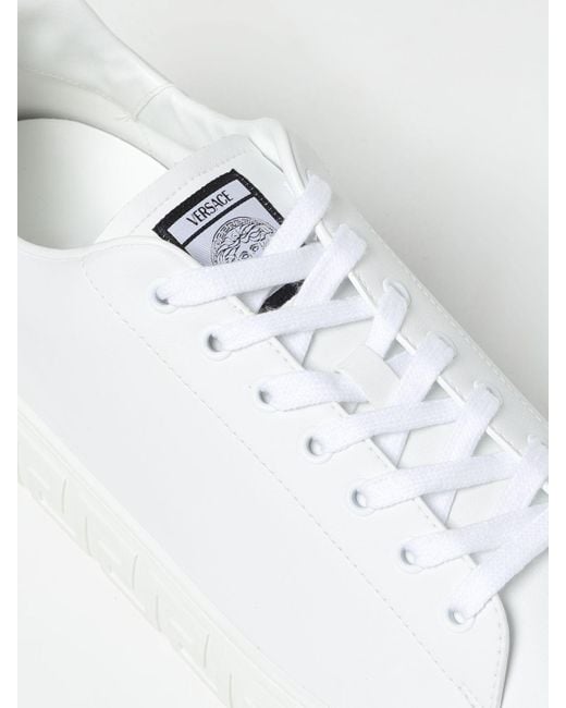 Sneakers Greca in pelle sintetica di Versace in White da Uomo