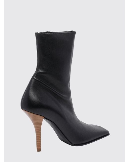 Alaïa Black Smooth Leather Ankle Boots With A Square Toe And High Stiletto Heel