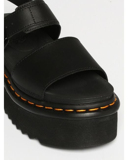 Sandalo Voss Quad Dr.Martens di Dr. Martens in Black
