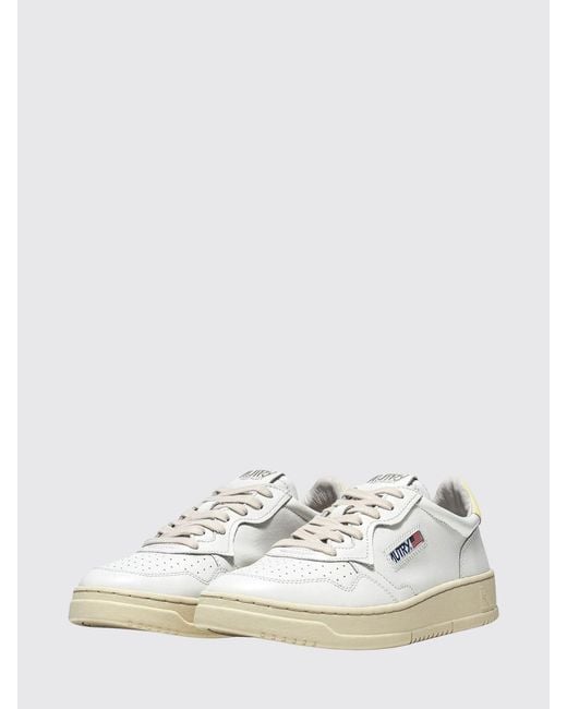 Autry White Medalist Low Leather Sneakers for men