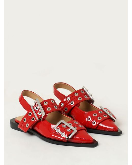 Zapatos planos Ganni de color Red