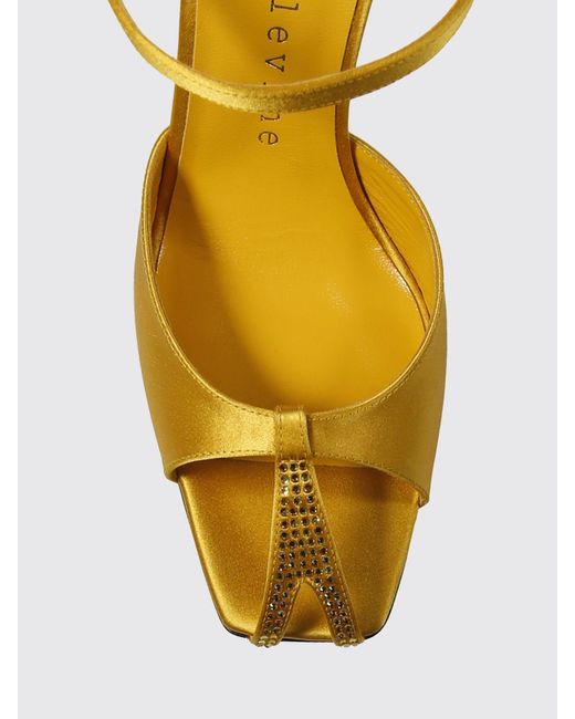 Mules di Herbert Levine in Yellow
