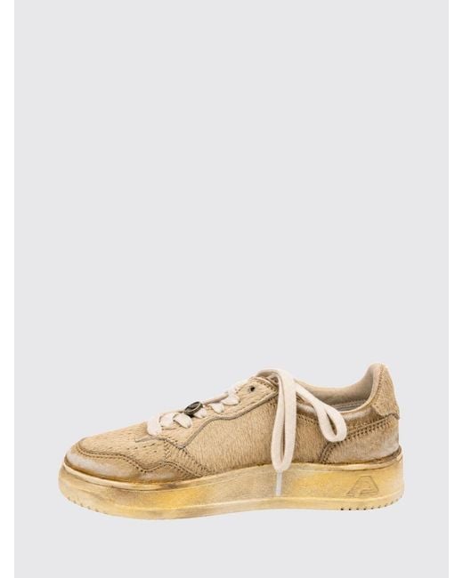 Autry Natural Medalist Low Super Vintage Bicolour Leather Trainers With Worn Effect