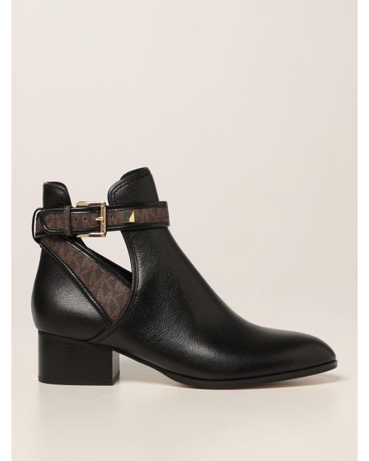 michael kors flat boots