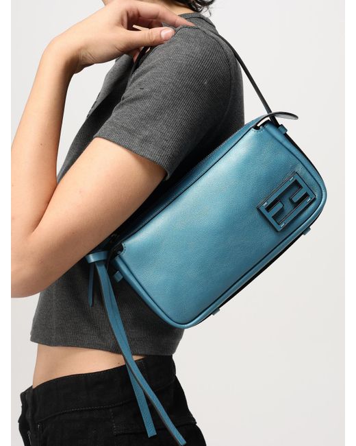 Fendi Blue Schultertasche Damen