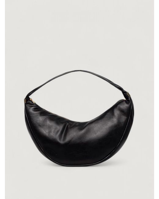 Borsa A Spalla Pinched Soft Crescent di Calvin Klein in Black