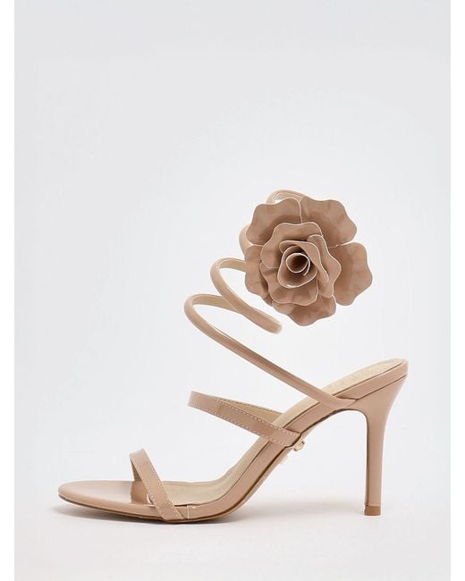 Twentyfourhaitch Pink Poniente Patent Leather Sandals With Applied Flower