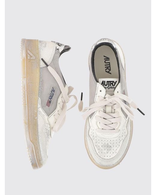 Autry White Medalist Low Super Vintage Sneakers