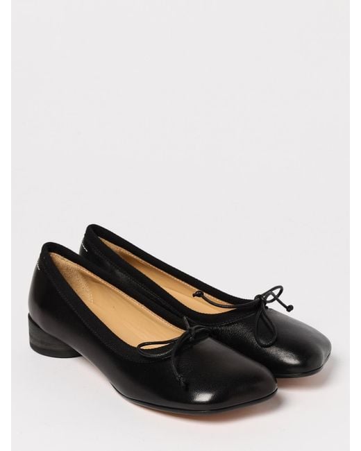 Ballerina Anatomic Tabi di MM6 by Maison Martin Margiela in Black