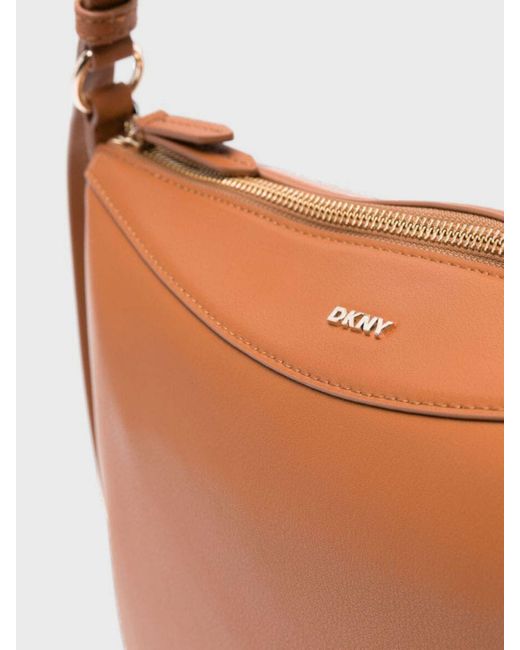 Bolso de hombro DKNY de color Brown