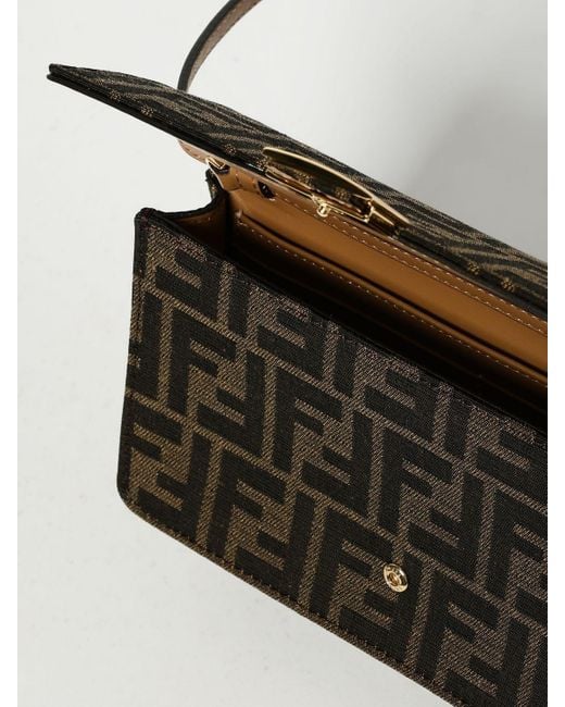 Portafoglio Baguette di Fendi in White