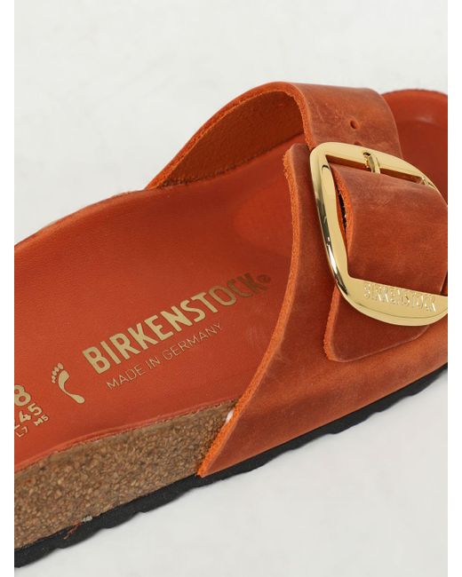 Sandalo Madrid Big Buckle in camoscio di Birkenstock in Brown